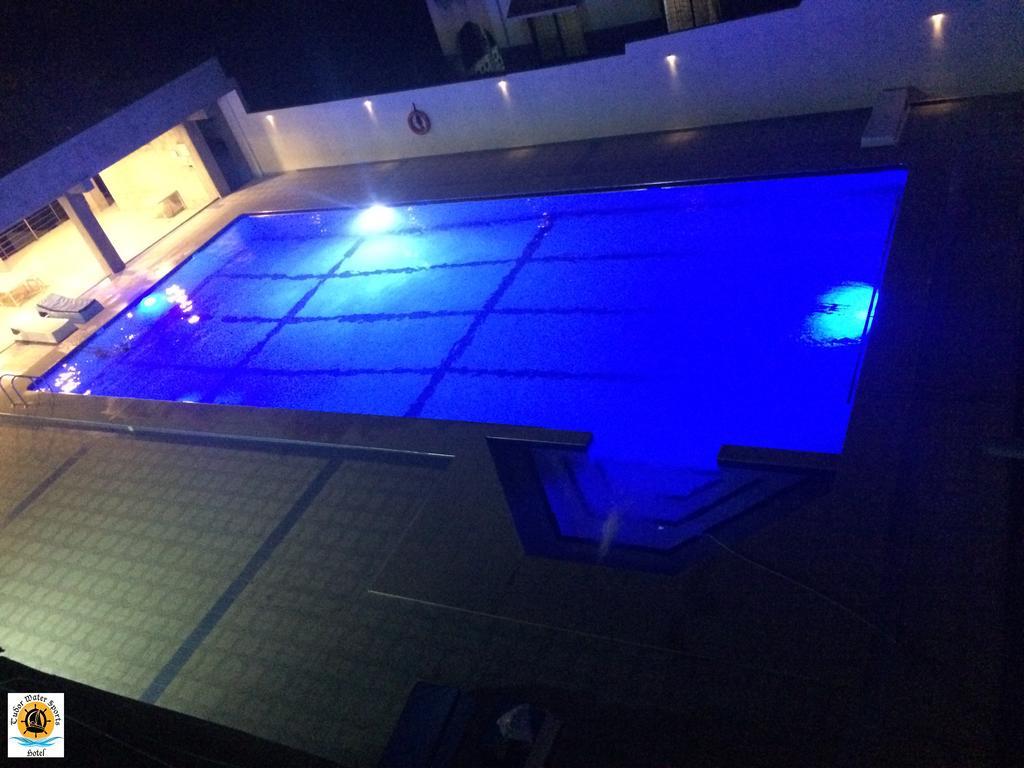 Tudor Water Sports Hotel Mombassa Buitenkant foto